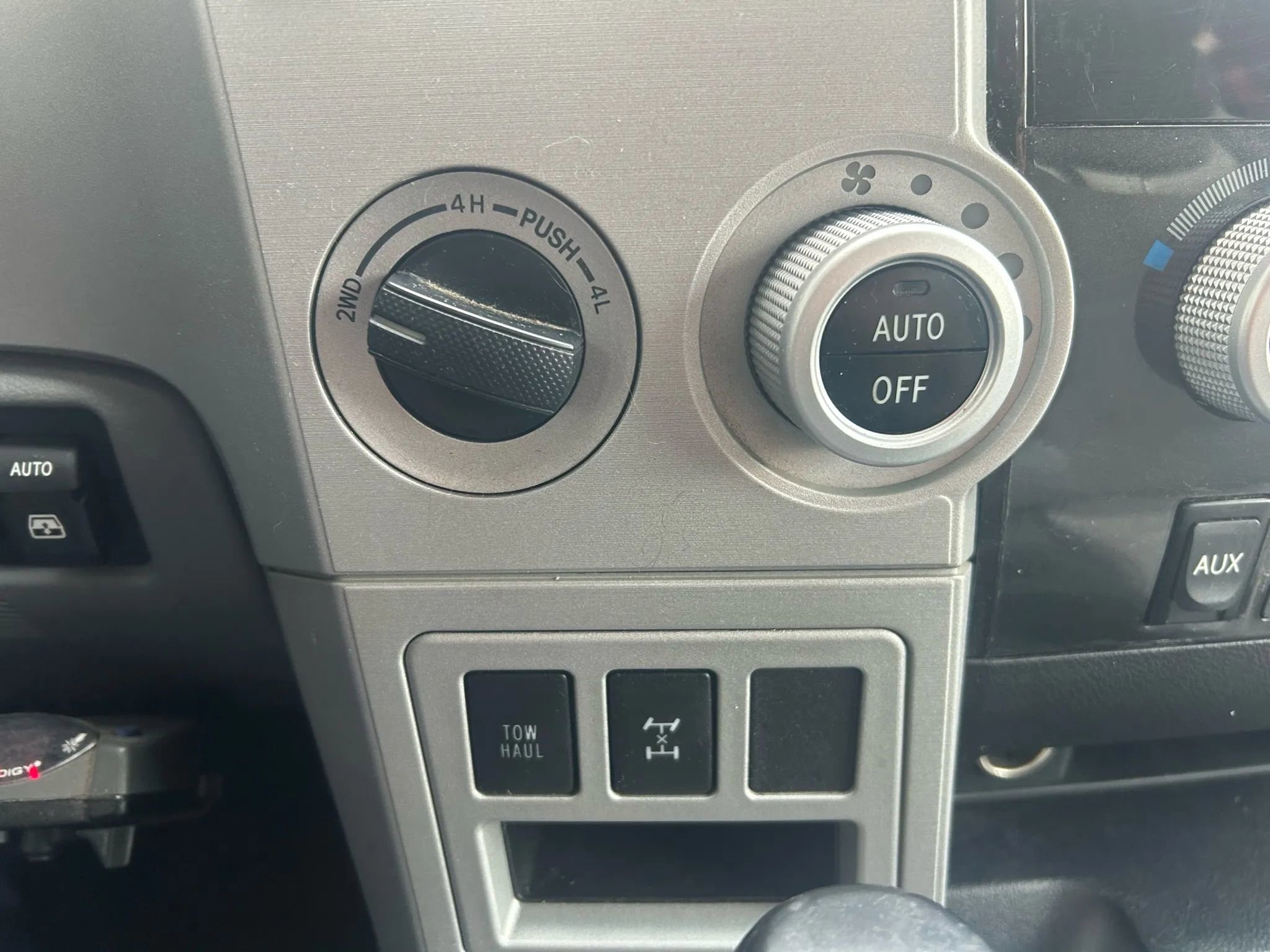 Used 2008 Toyota Sequoia SR5 image 9