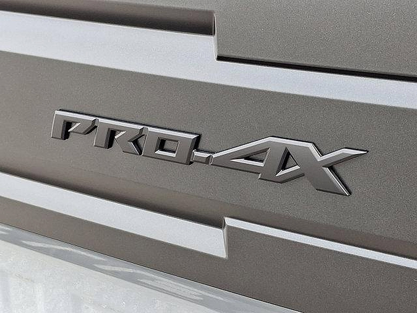 New 2025 Nissan Frontier PRO-4X w/ Pro Premium Package image 10