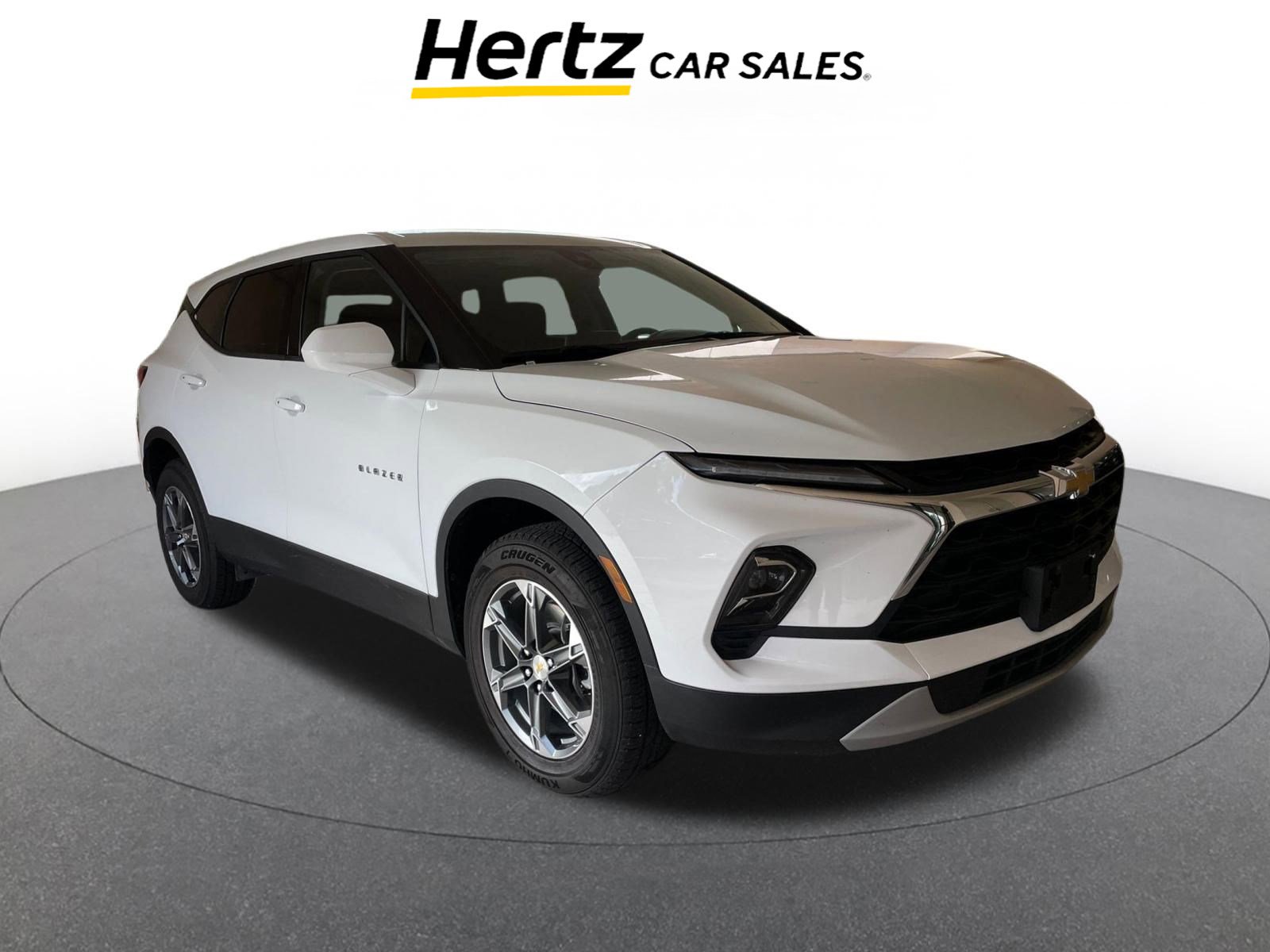 Used 2025 Chevrolet Blazer LT image 1