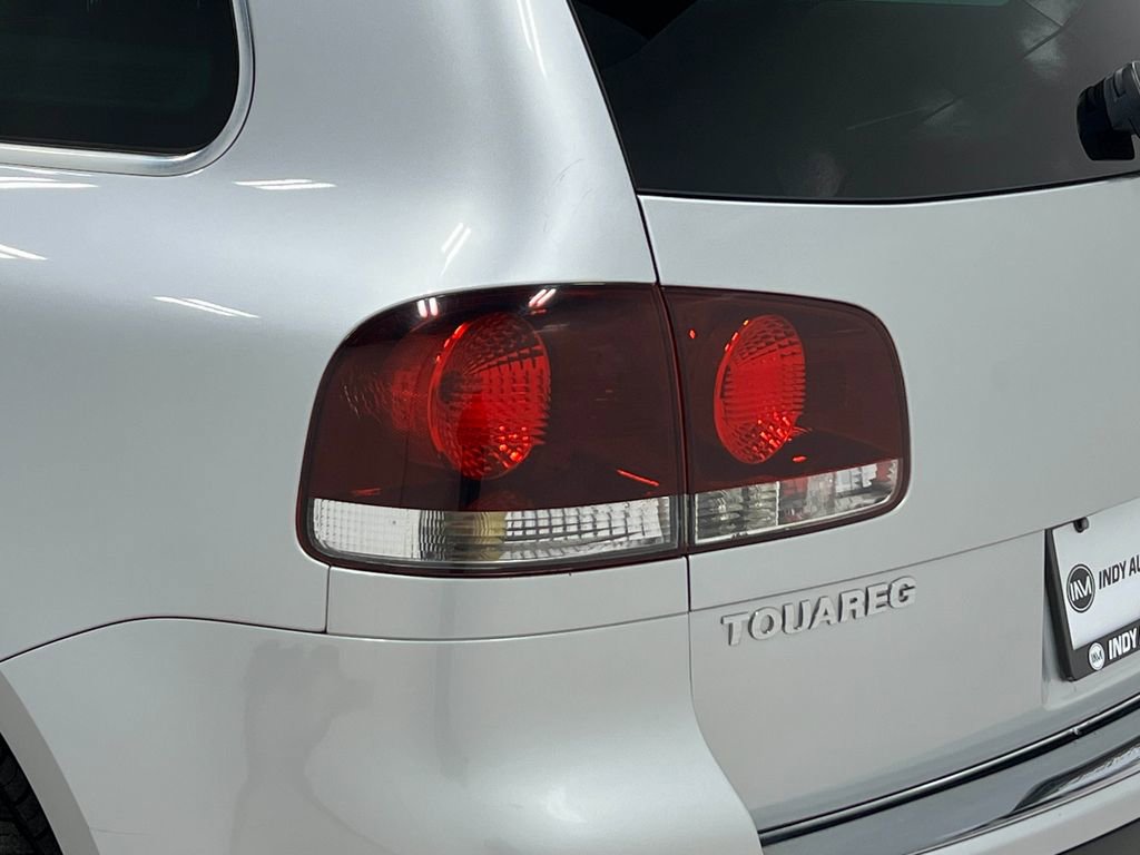 Used 2008 Volkswagen Touareg VR6 image 36