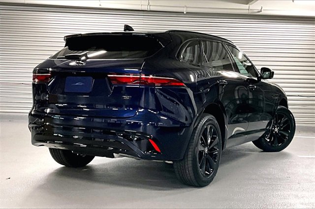 New 2026 Jaguar F-PACE R-Dynamic S image 4