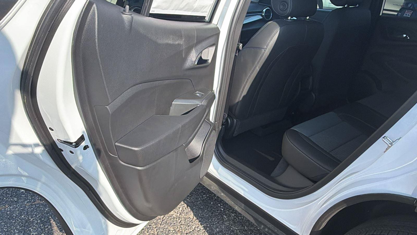 New 2026 Chevrolet Trax LT w/ Driver Confidence Package FWD image 16