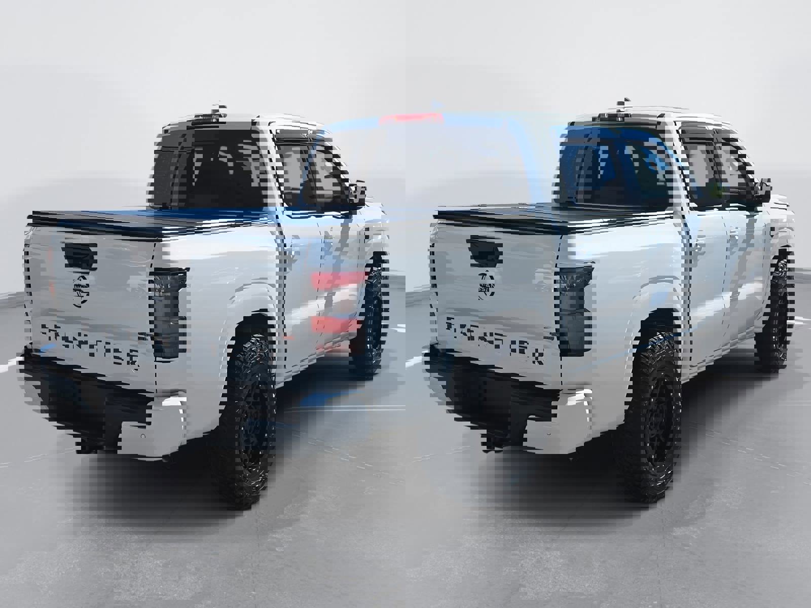 Used 2026 Nissan Frontier SV w/ Tow Package image 5