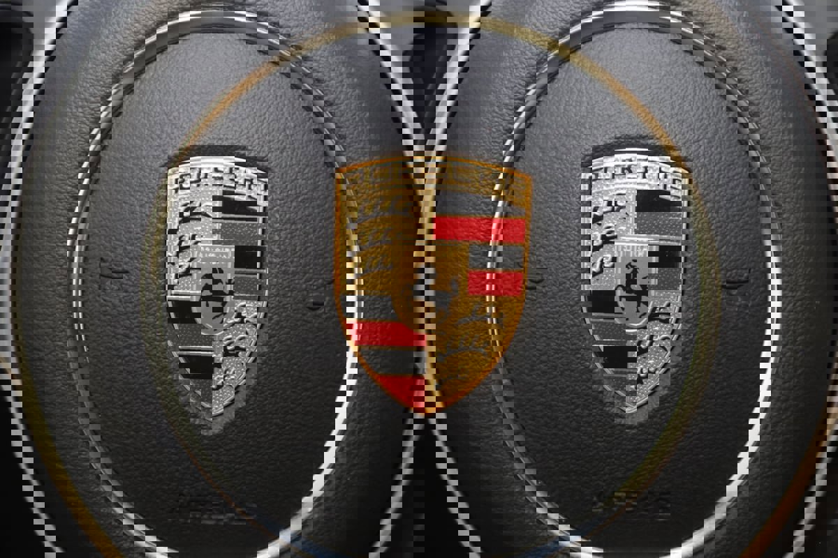 Used 2023 Porsche Cayenne image 73