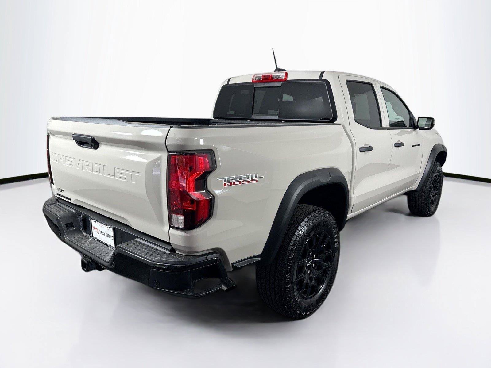 Used 2026 Chevrolet Colorado Trail Boss AWD/4WD video 2