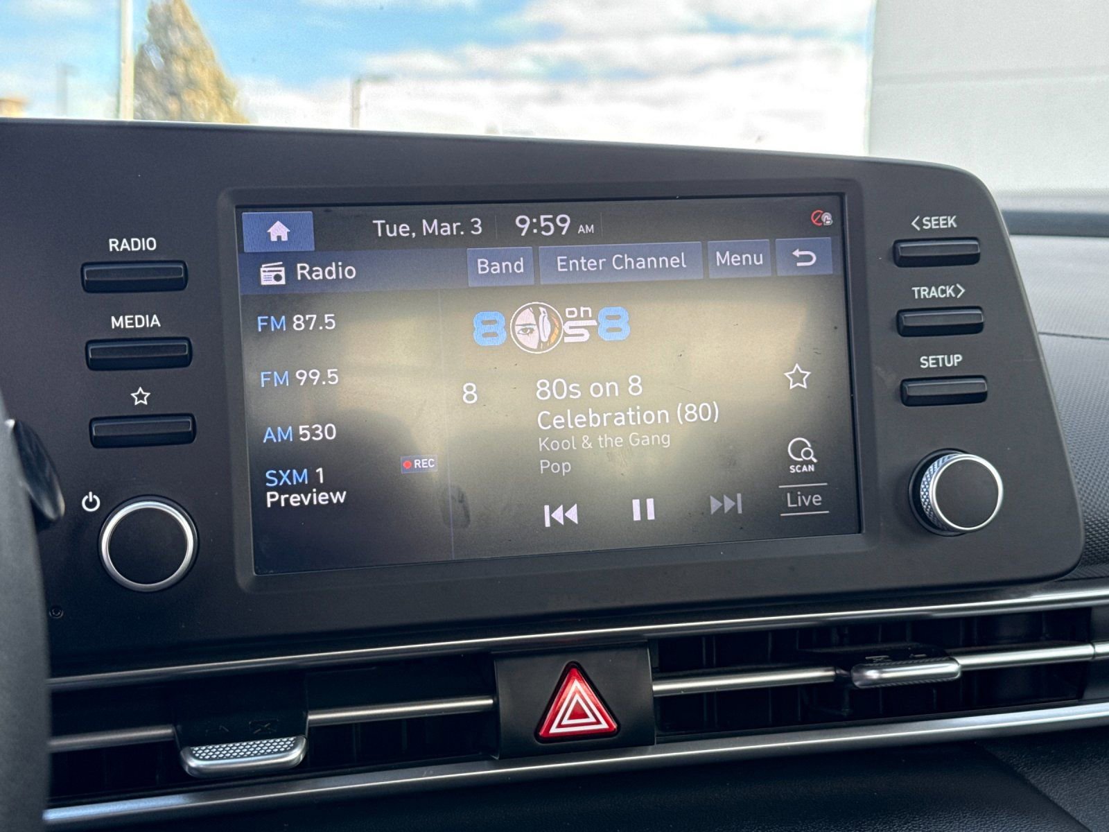 Used 2022 Hyundai Elantra Blue image 18