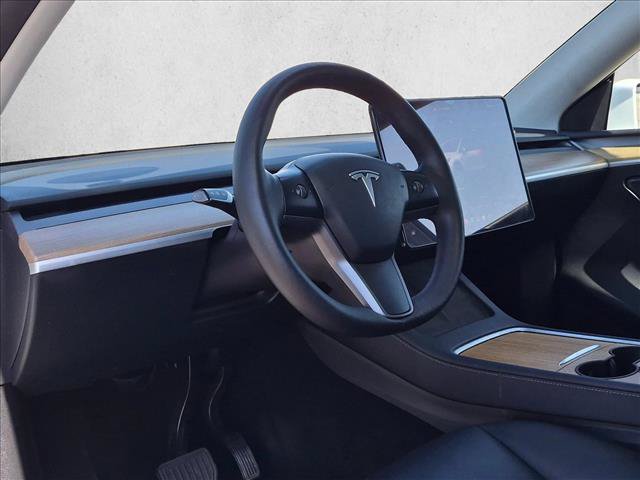 Used 2023 Tesla Model Y Long Range AWD/4WD image 10