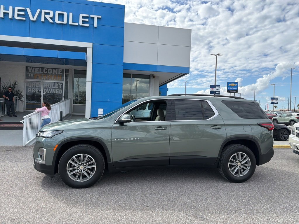 Used 2023 Chevrolet Traverse LT image 15