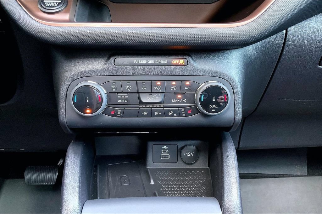 Used 2024 Ford Bronco Sport Outer Banks w/ Tech Package AWD/4WD image 32