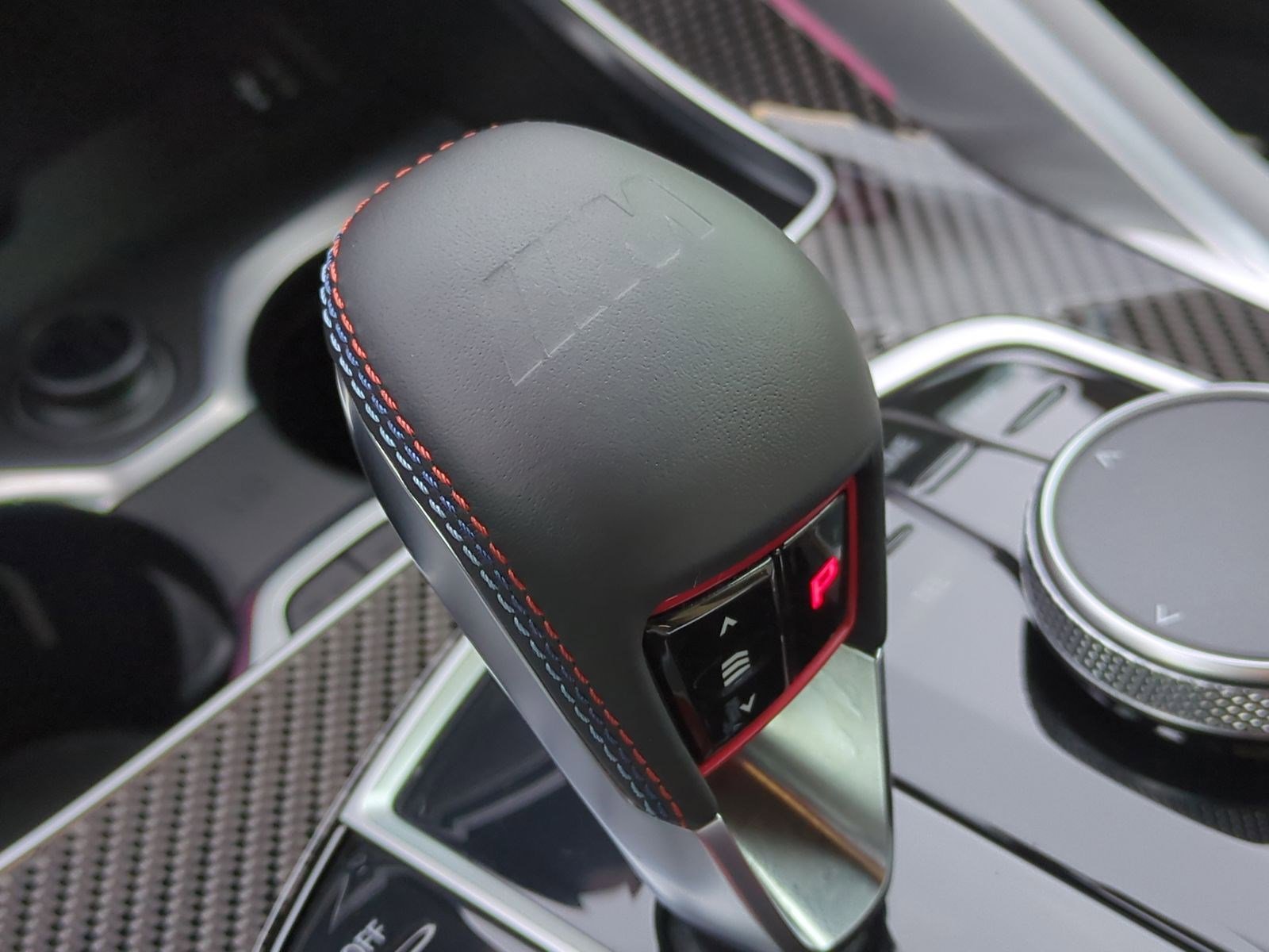 Used 2026 BMW X5 M Competition w/ Executive Package image 27