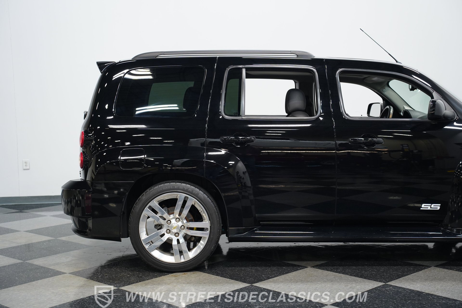 Used 2008 Chevrolet HHR SS FWD image 28