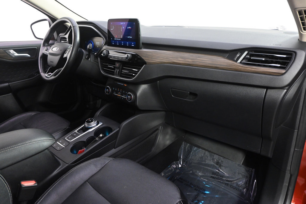 Used 2020 Ford Escape Titanium AWD/4WD image 15