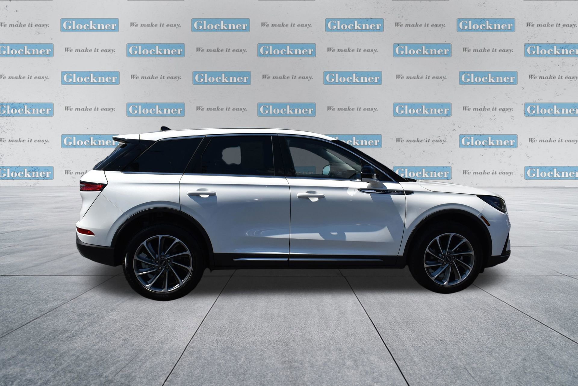 Used 2023 Lincoln Corsair AWD w/ Equipment Group 101A image 4