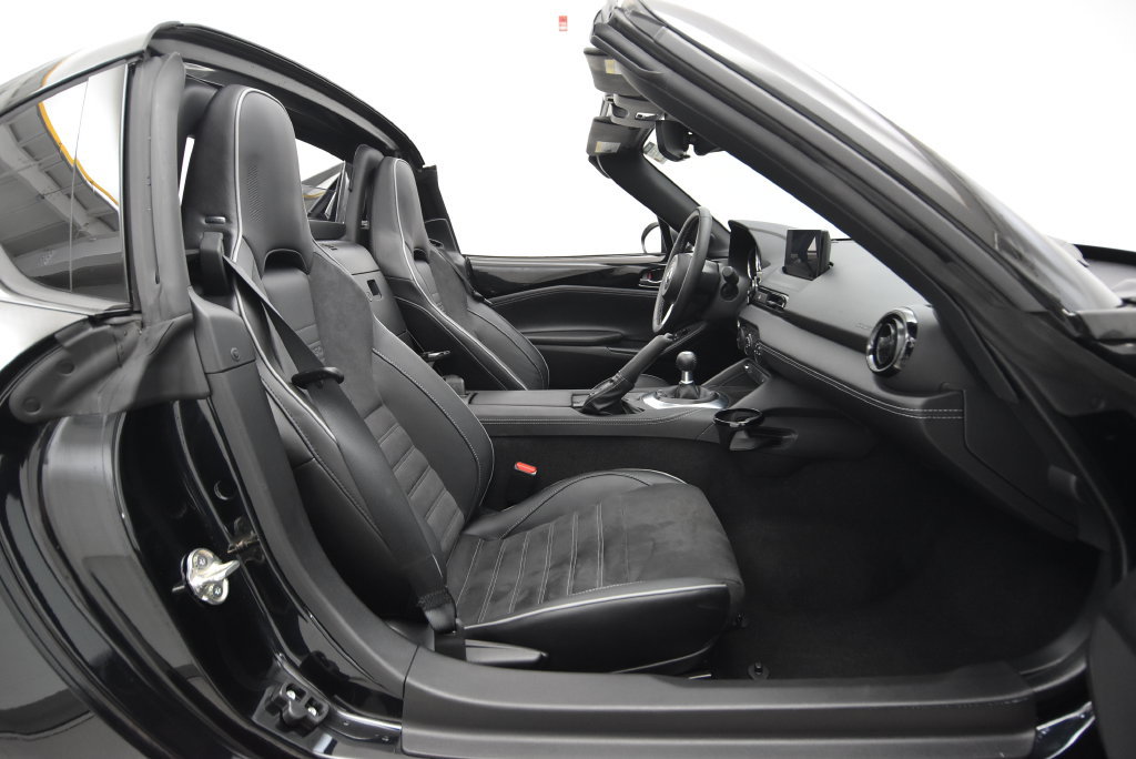 Certified 2025 MAZDA MX-5 Miata RF Club RWD image 27