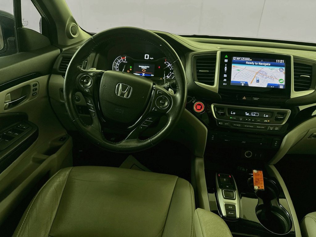Used 2016 Honda Pilot Touring image 29