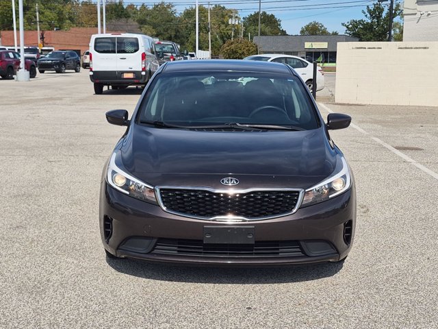 Used 2017 Kia Forte LX FWD image 2