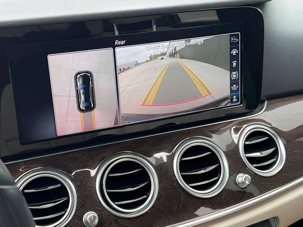 Used 2019 Mercedes-Benz E 300 image 28