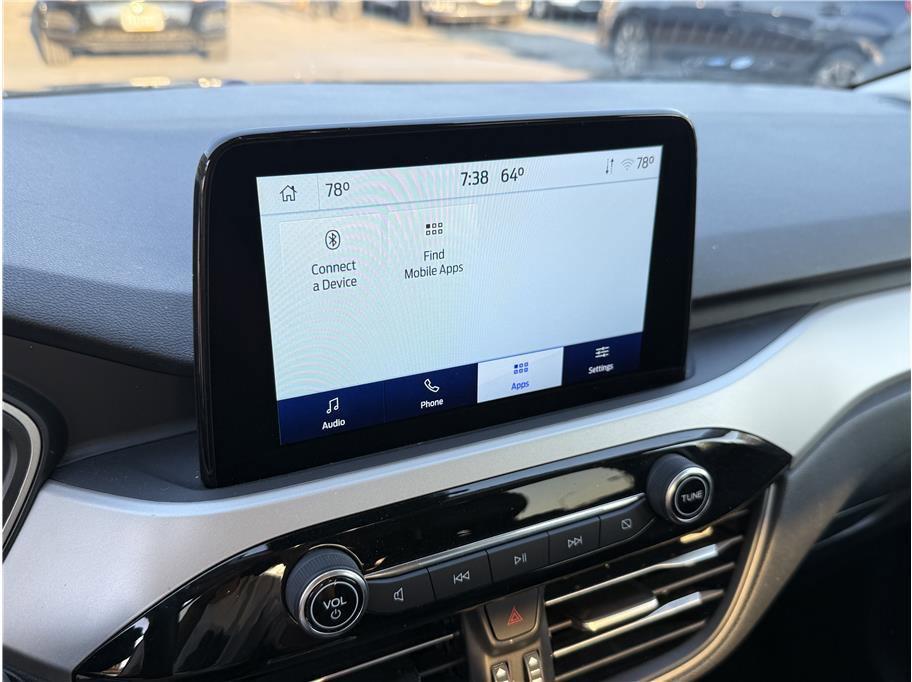 Used 2022 Ford Escape SEL image 12