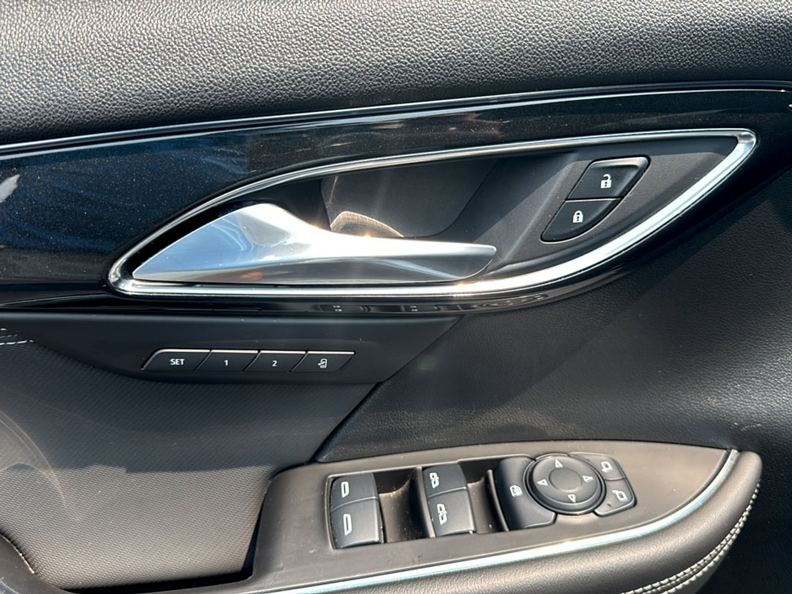 Used 2024 Buick Envision Preferred AWD/4WD image 10