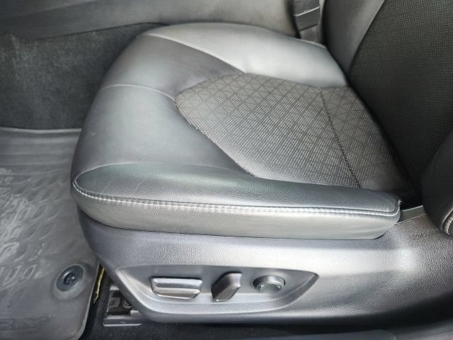 Used 2024 Toyota Camry XSE w/ Navigation Package FWD image 18