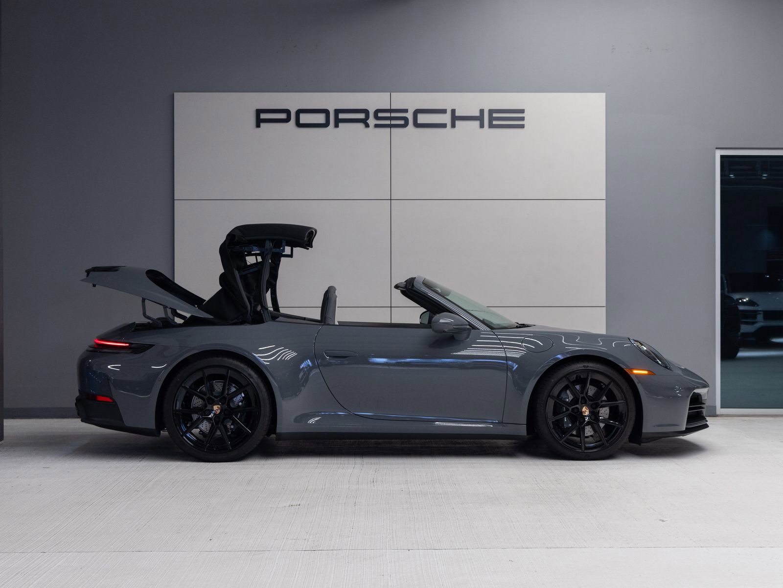 Certified 2026 Porsche 911 Carrera image 9