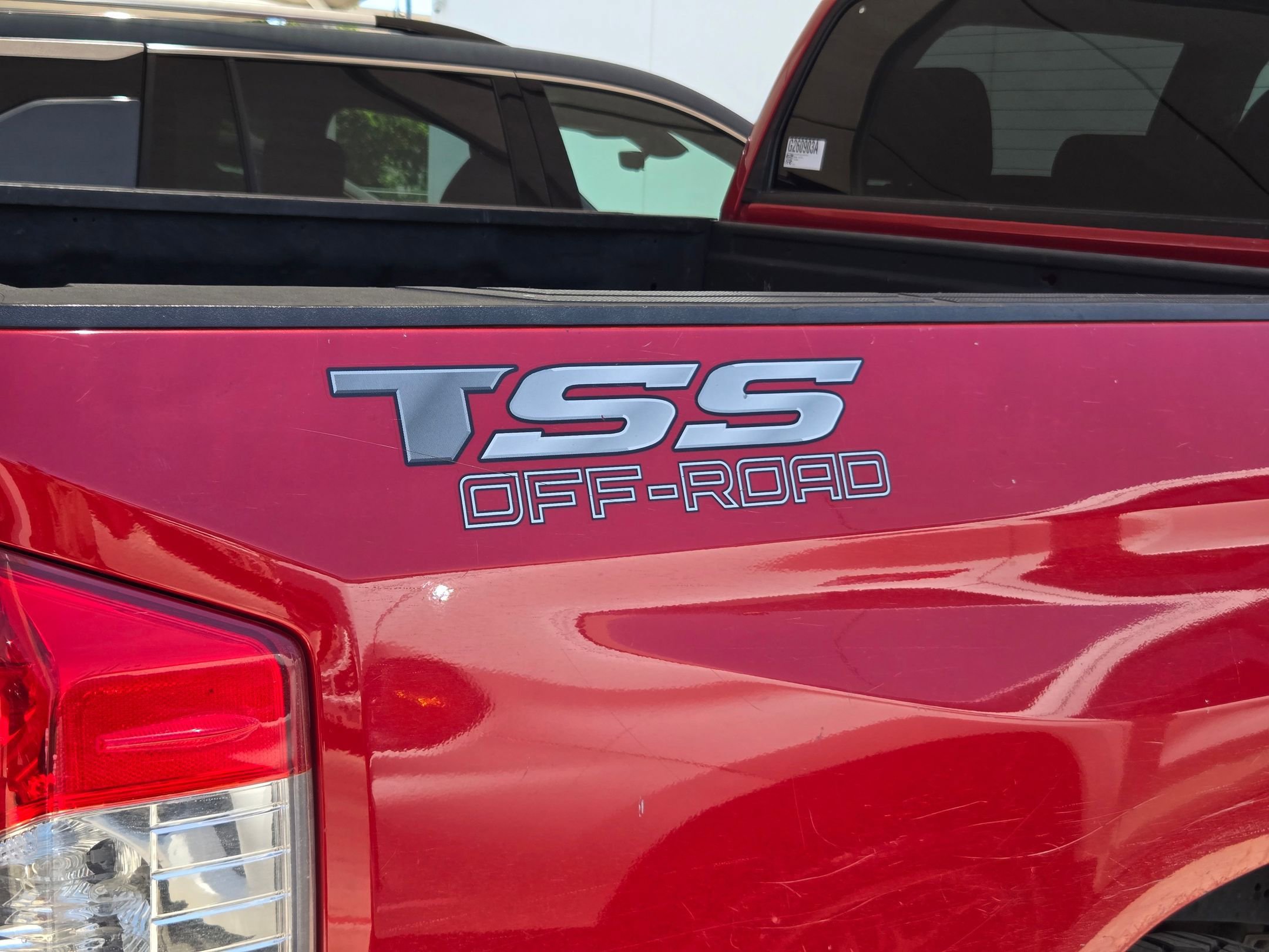 Used 2020 Toyota Tundra SR5 w/ SR5 Upgrade Package AWD/4WD image 8