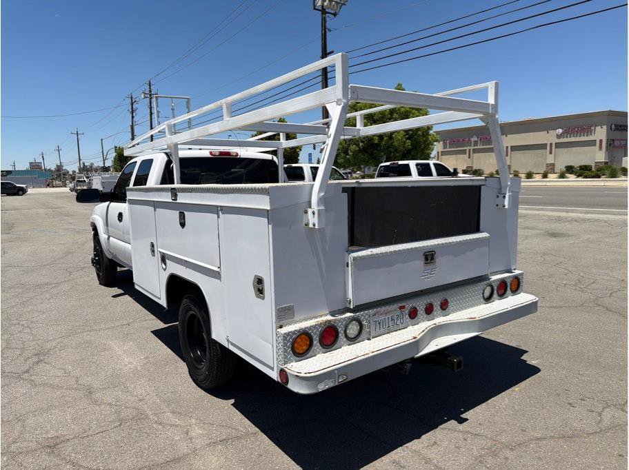 Used 2005 GMC Sierra 3500 SLE w/ Heavy-Duty Power Package RWD image 19