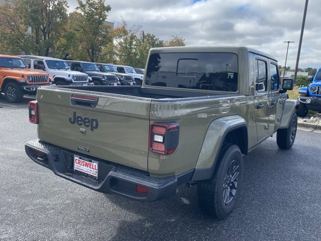 New 2025 Jeep Gladiator Sport image 8