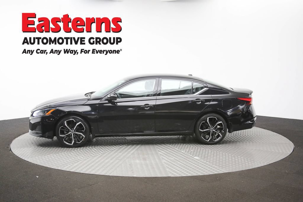 Used 2025 Nissan Altima 2.5 SR FWD image 55