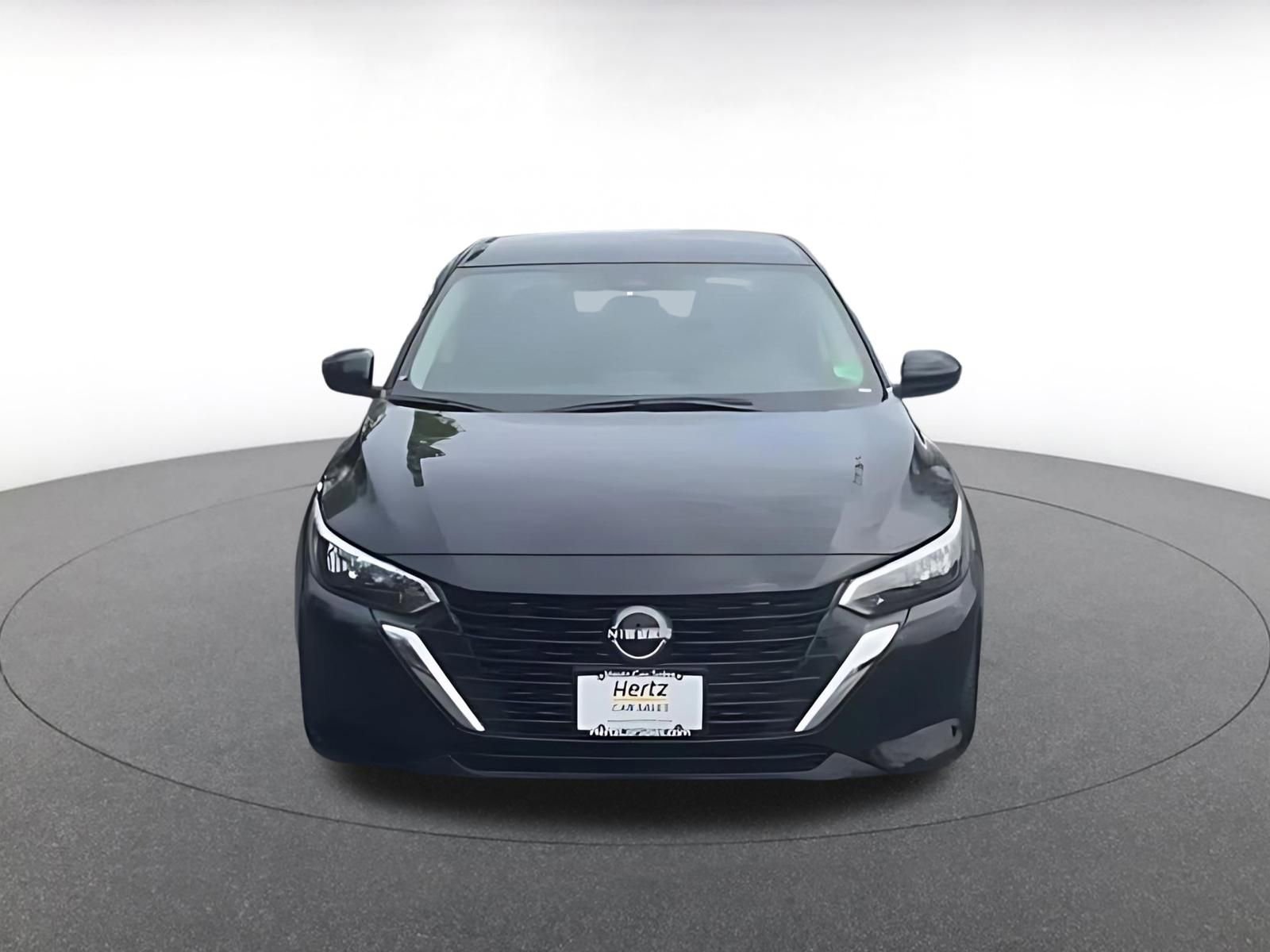 Used 2025 Nissan Sentra S image 4