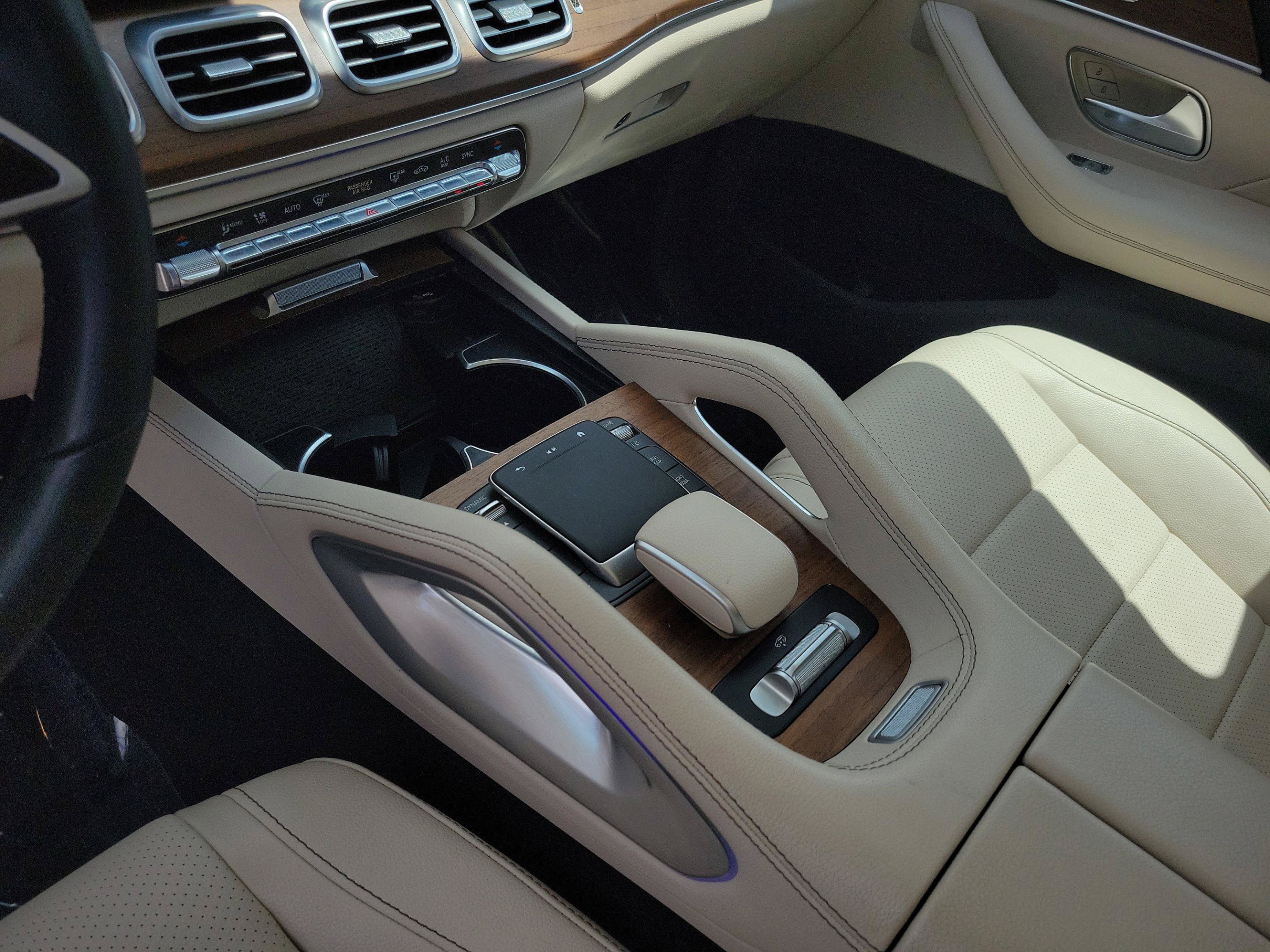 Certified 2024 Mercedes-Benz GLS 450 4MATIC image 21