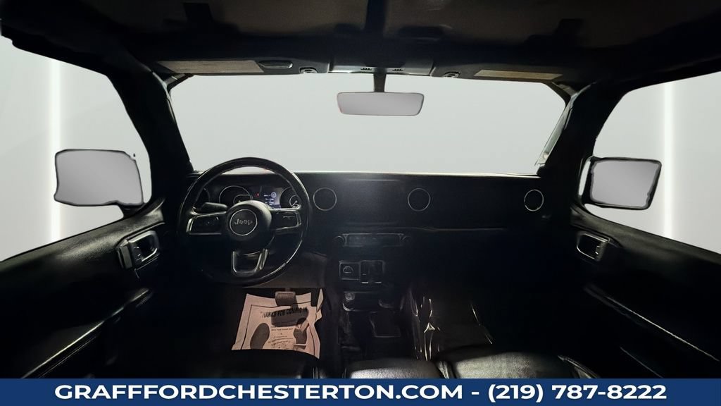 Used 2018 Jeep Wrangler Unlimited Sahara AWD/4WD image 14