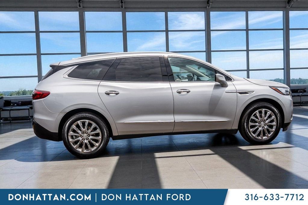 Used 2021 Buick Enclave Premium w/ Surround and Sites Package image 32