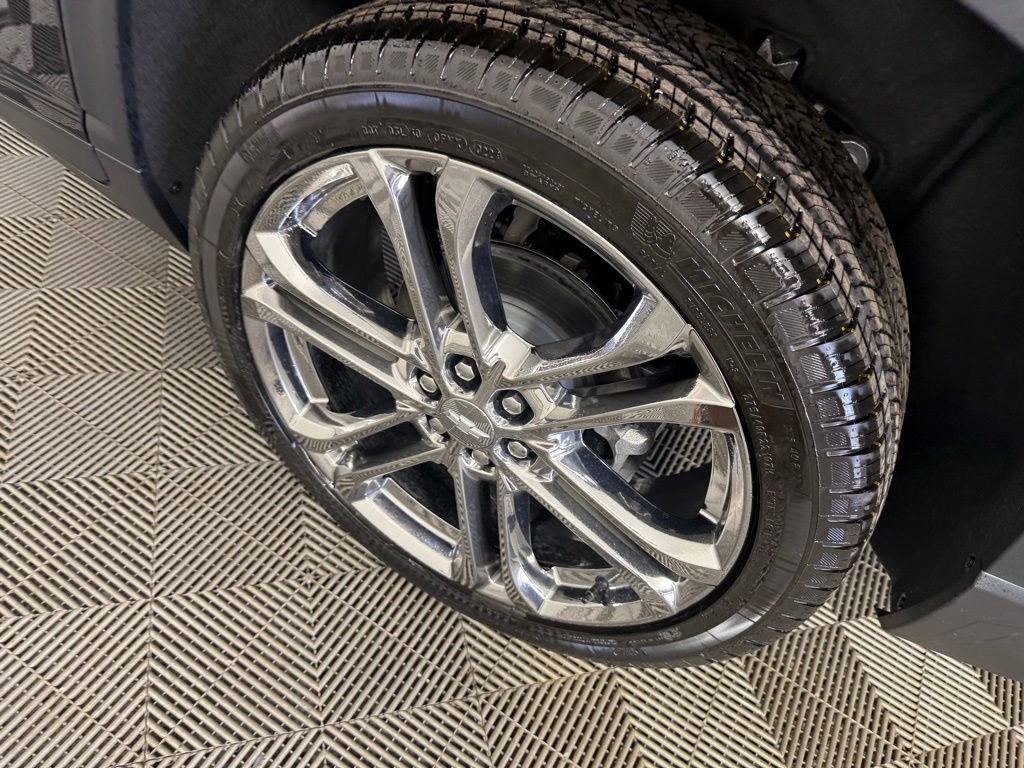 New 2025 Chevrolet Traverse LT w/ Enhanced Driving Package image 10