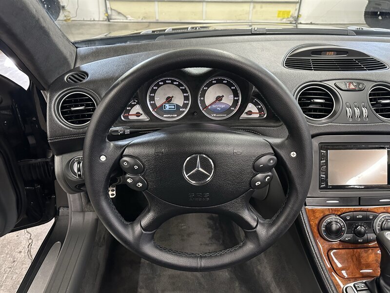 Used 2005 Mercedes-Benz SL 55 AMG image 16