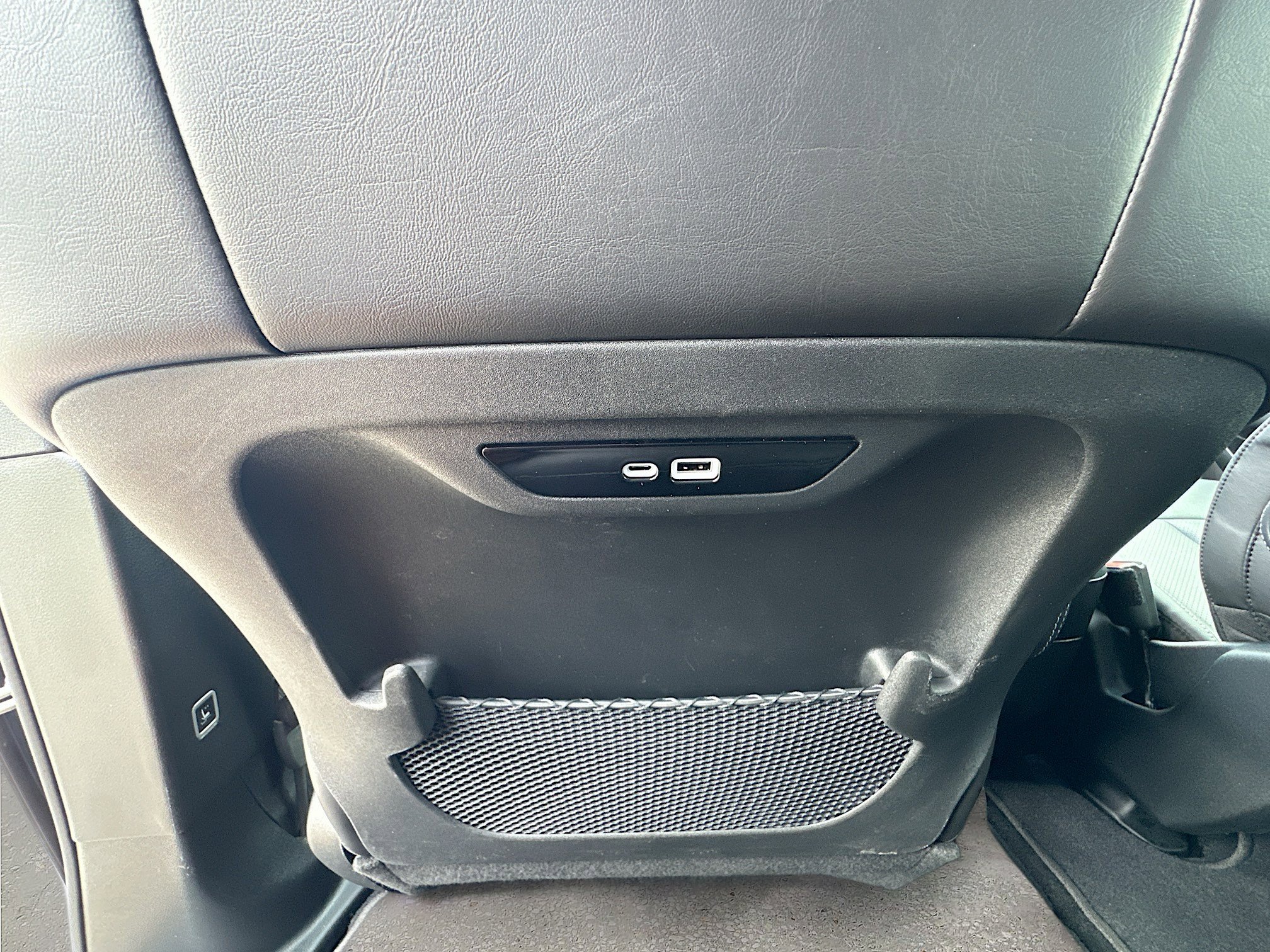 Used 2025 Chrysler Pacifica Select FWD image 32