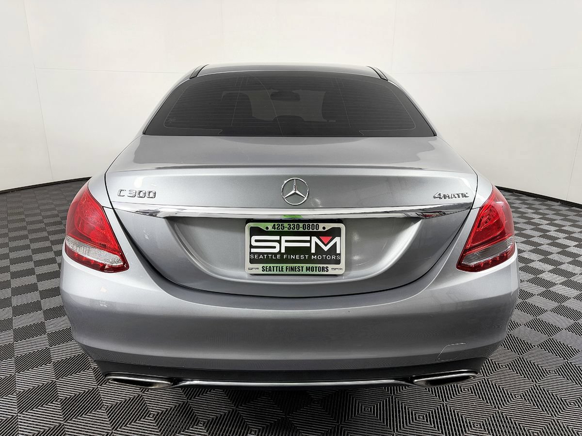Used 2016 Mercedes-Benz C 300 4MATIC Sedan image 10