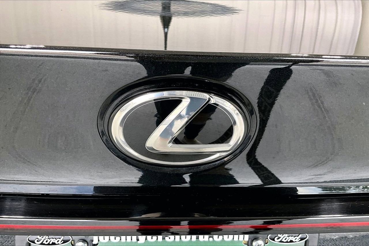 Used 2023 Lexus IS 300 w/ Premium Package image 31