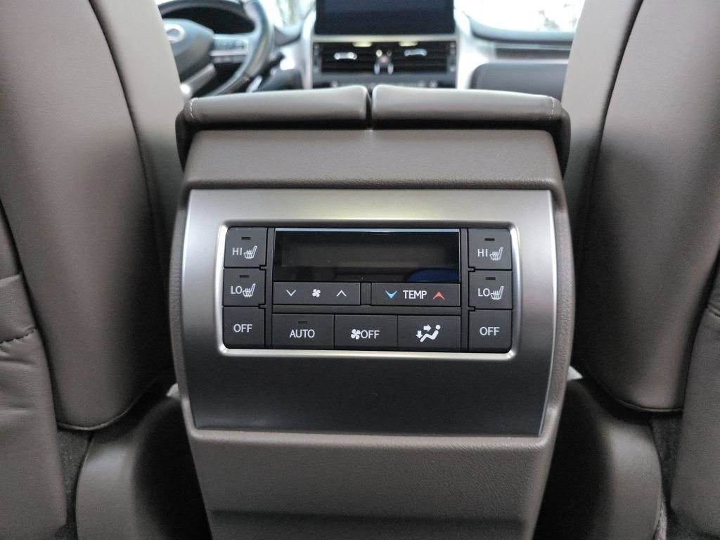 Certified 2022 Lexus GX 460 Luxury image 32