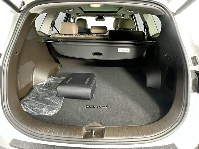 Used 2023 Hyundai Santa Fe Limited AWD/4WD image 34