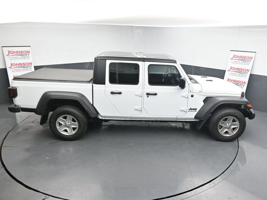 Used 2022 Jeep Gladiator Sport image 31