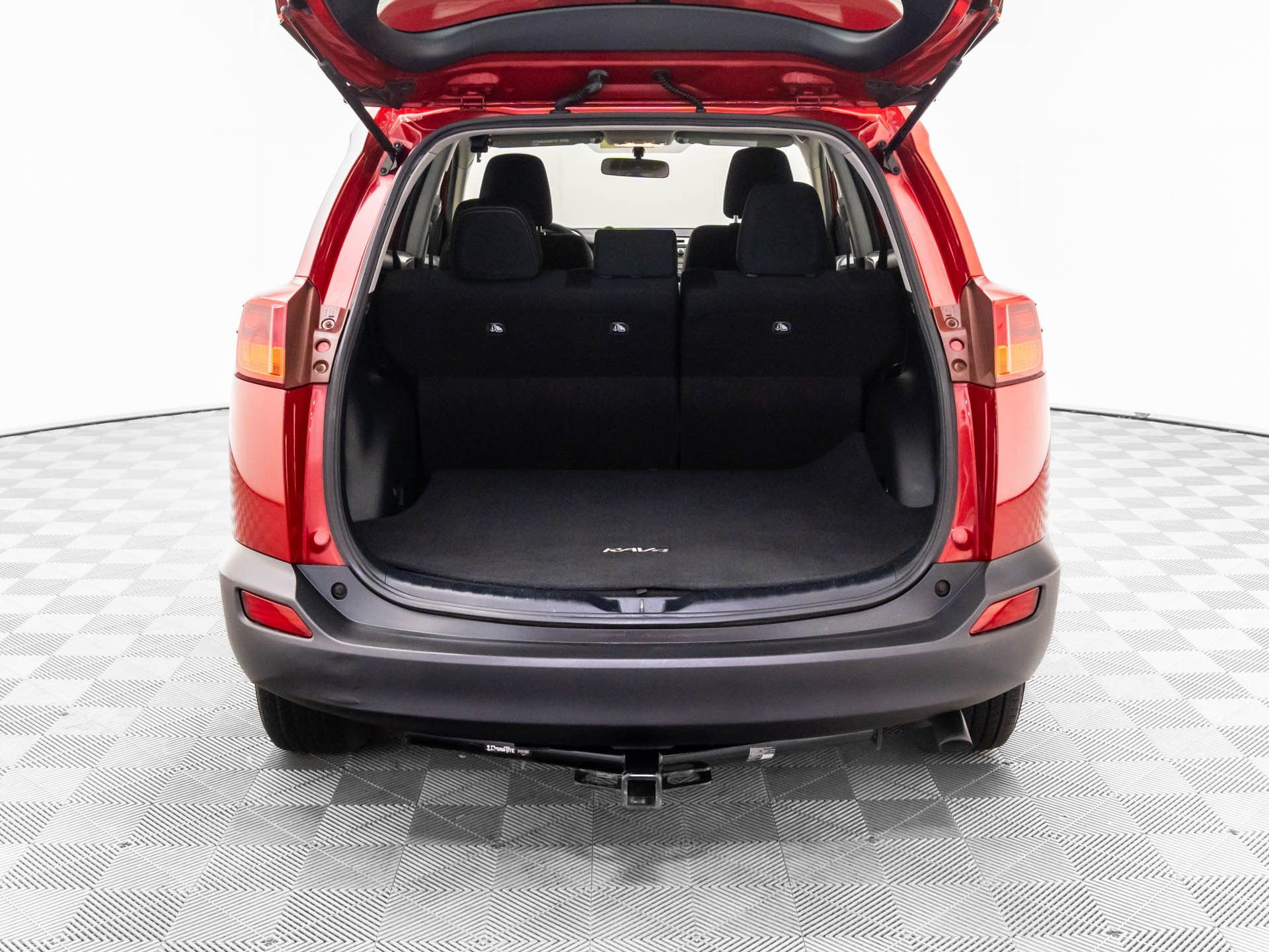 Used 2015 Toyota RAV4 XLE image 31