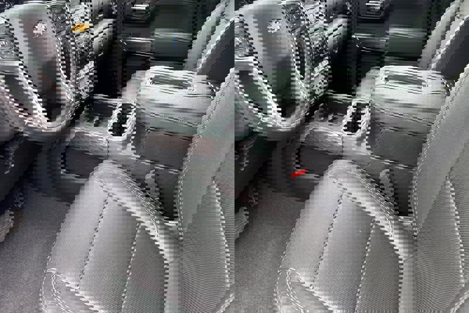 Used 2020 Chevrolet Silverado 2500 LTZ w/ LTZ Plus Package image 11