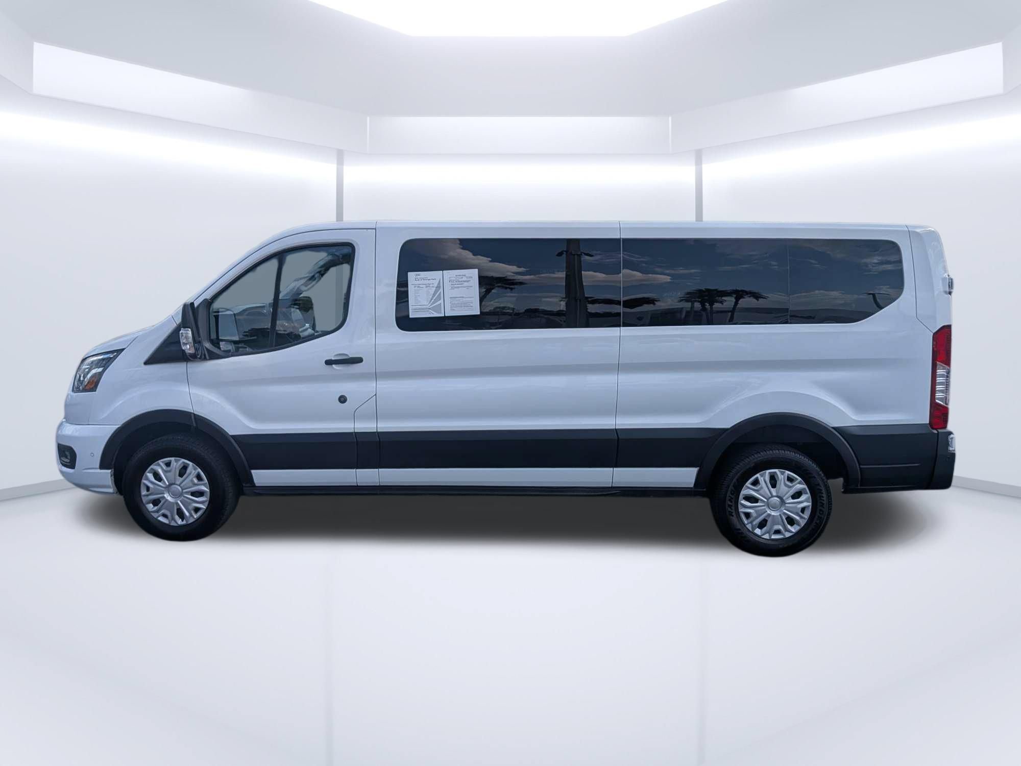 Used 2023 Ford Transit 350 XLT RWD image 6