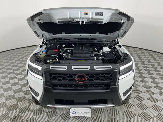 Used 2026 Nissan Frontier PRO-4X AWD/4WD image 14