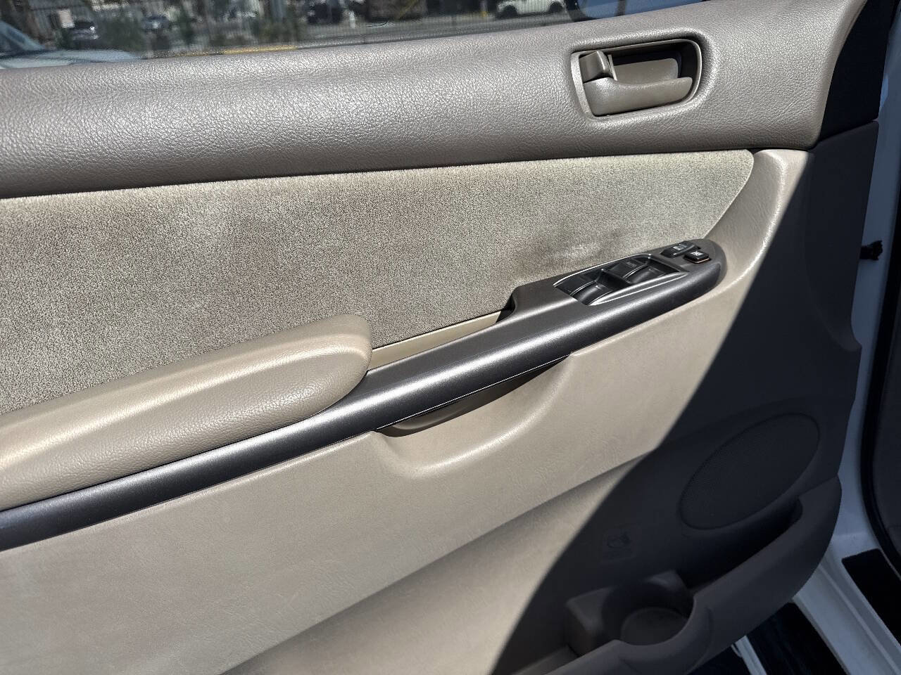 Used 2006 Toyota Sienna CE FWD image 13