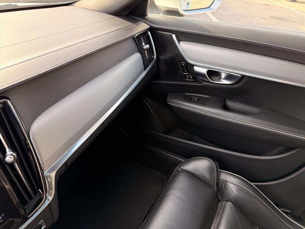 Used 2019 Volvo V90 T6 R-Design w/ Advanced Package image 15