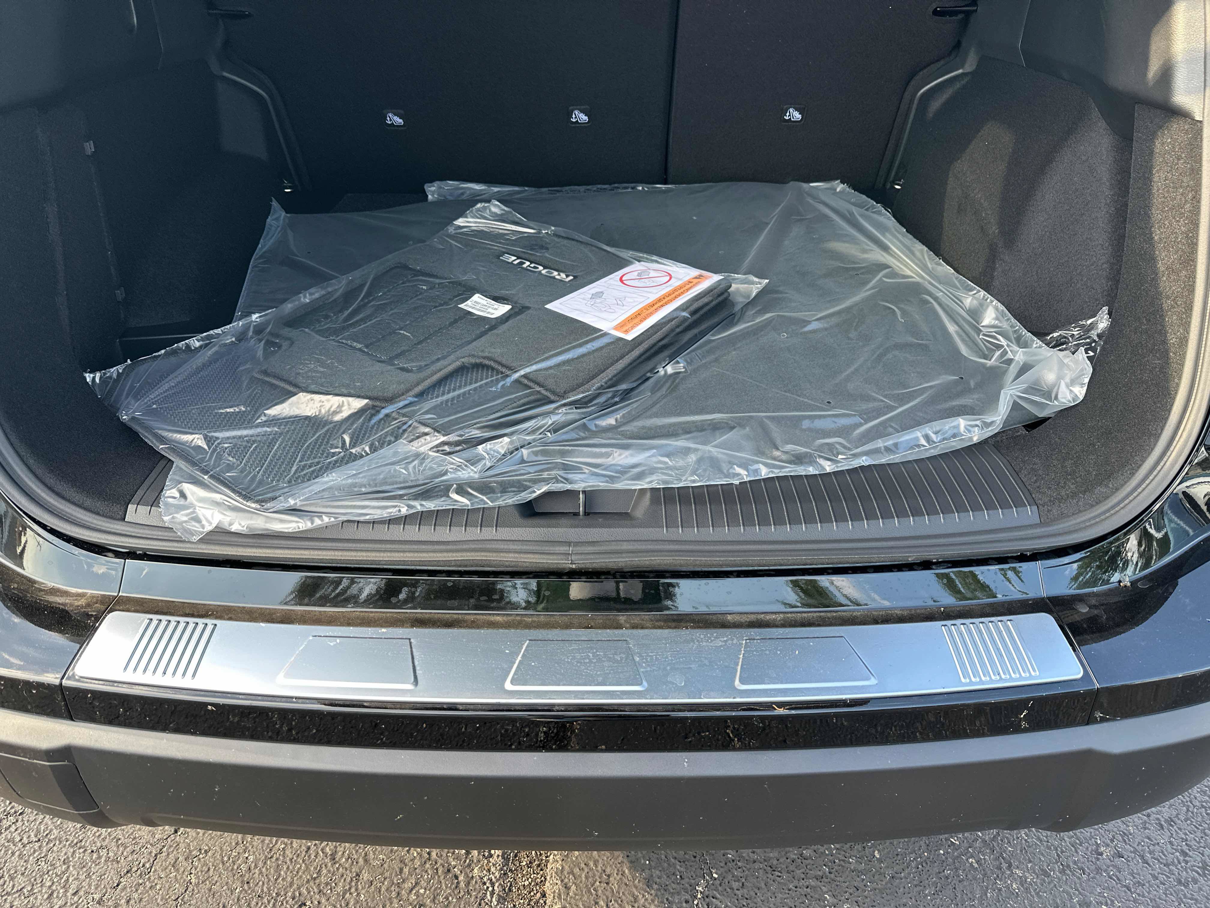 New 2026 Nissan Rogue SV w/ Cold Weather Package AWD/4WD image 14