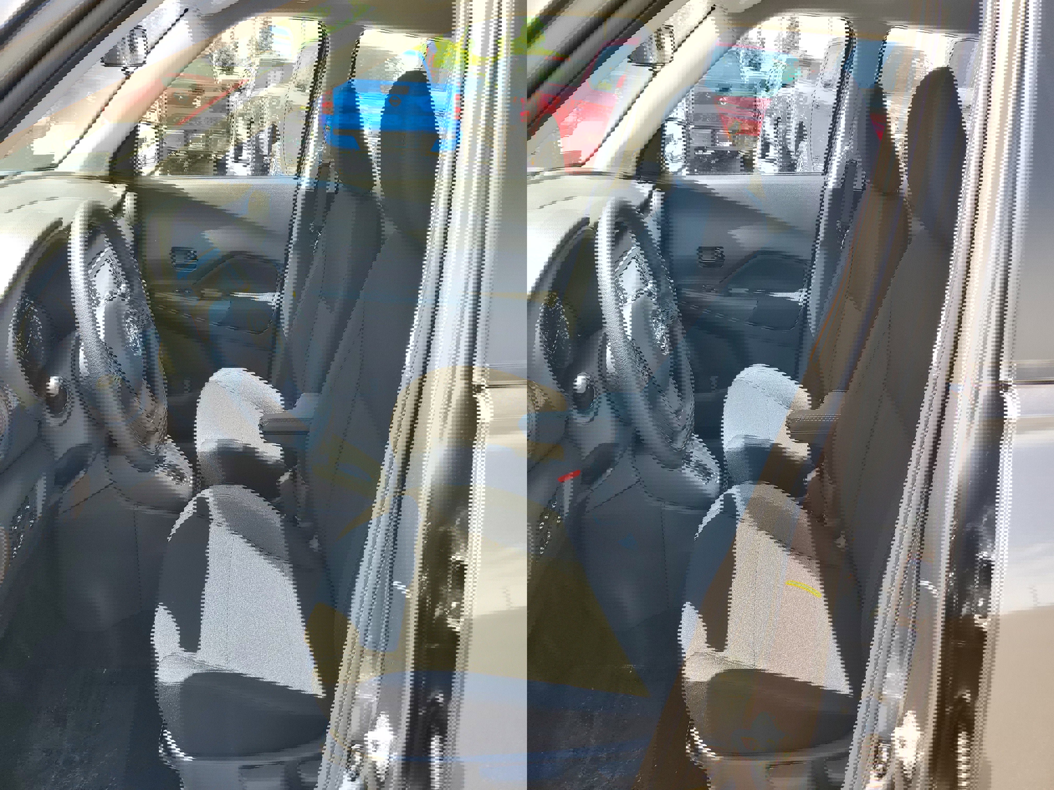 New 2025 Nissan Kicks Play S image 15