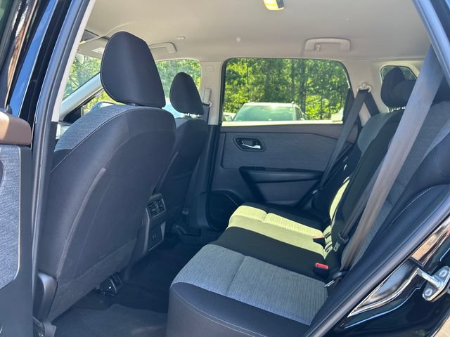 Used 2023 Nissan Rogue SV AWD/4WD image 23